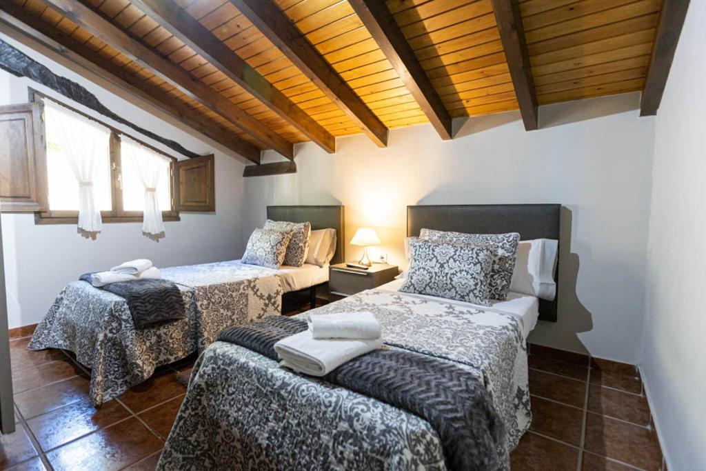 Apartamentos El Coritu Nieda Buitenkant foto