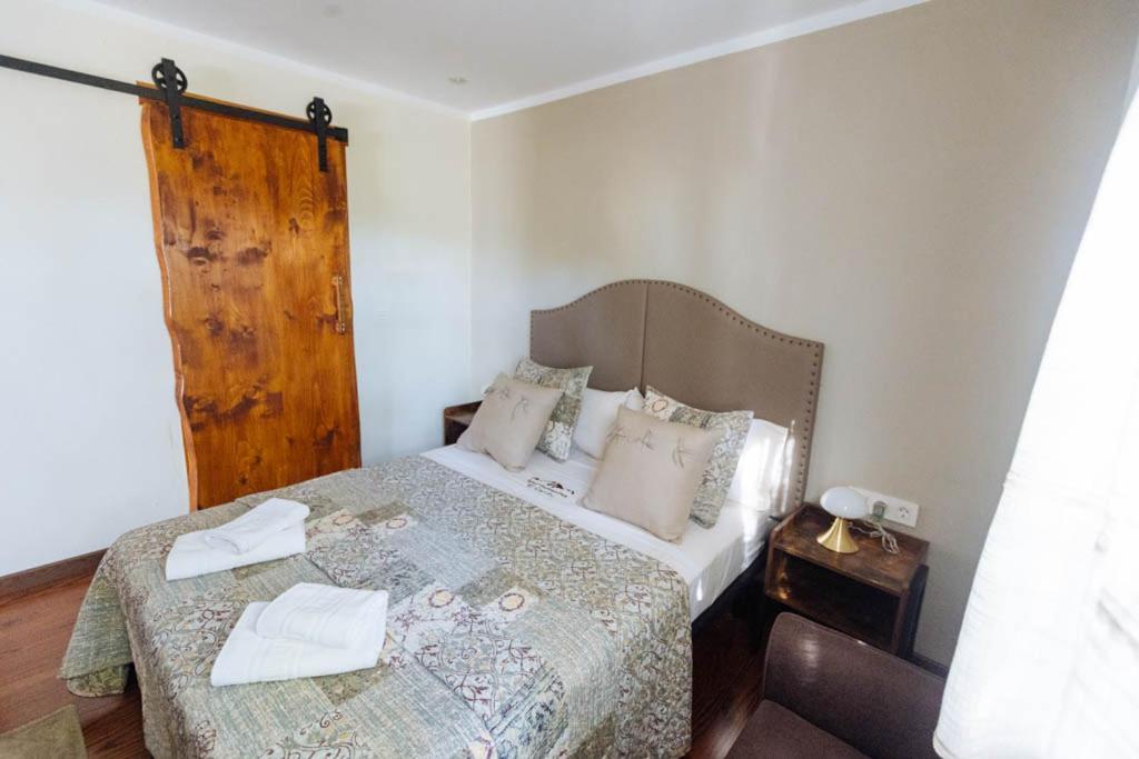 Apartamentos El Coritu Nieda Buitenkant foto